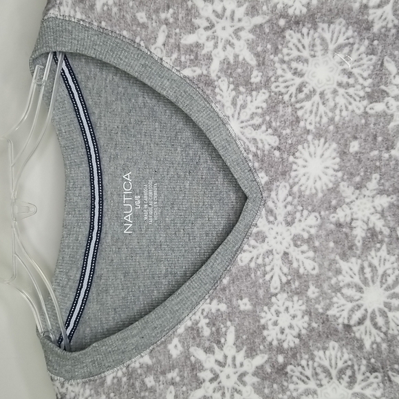 Nautica Snowflake Women's 2 pc Fleece Pajamas - Picture 3 of 5